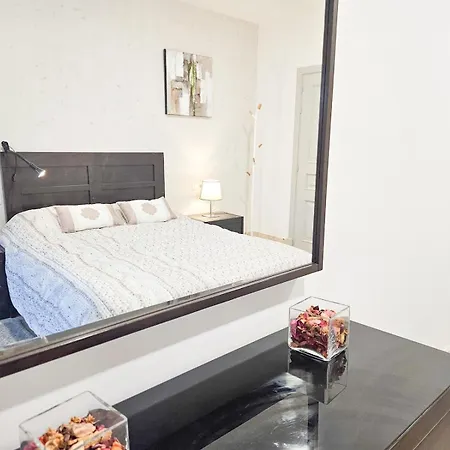 Ferienhaus Pass The Keys Spacious 4-Bed Home With Bbq *